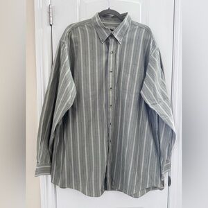 LL Bean Men’s XLT Button Down Shirt Green Blue Stripe Cotton Office Casual